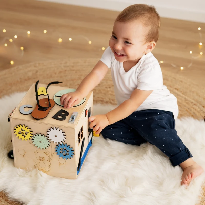 Cubo Interattivo Montessori Multi Attività