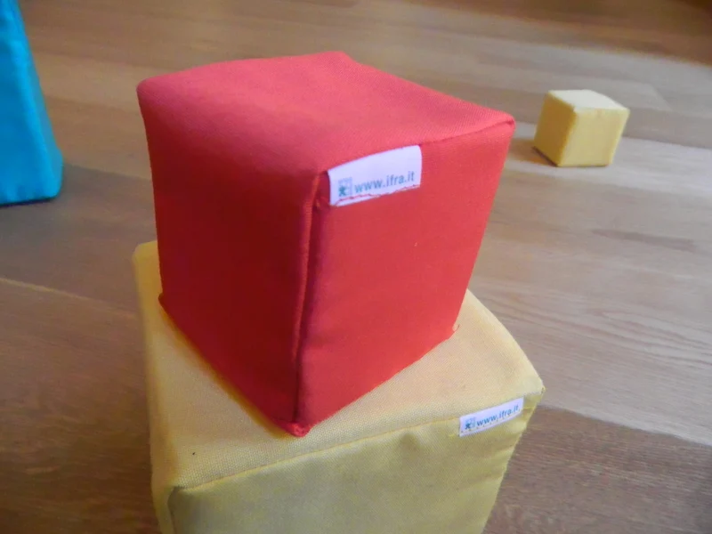 Cubo piccolo - misura 10x10x10cm